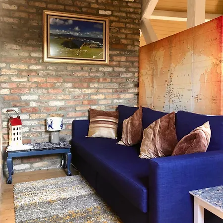 Town Center Duplex With Lift * Clonakilty