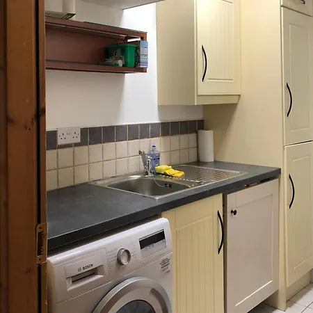 Town Center Duplex With Lift * Clonakilty