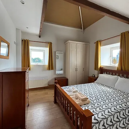 Town Center Duplex With Lift Apartmán Clonakilty