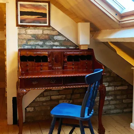 Town Center Duplex With Lift Apartament