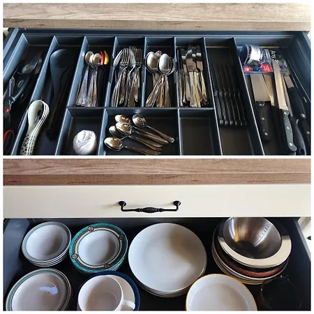 Town Center Duplex With Lift 아파트 크로나킬티