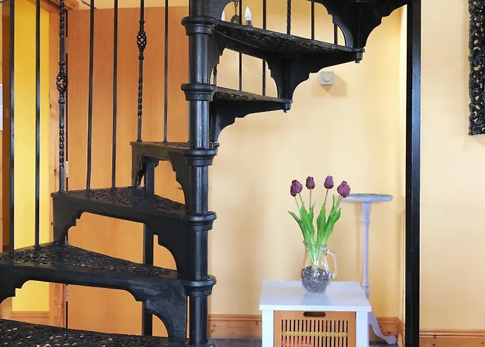 Town Center Duplex With Lift Appartamento Clonakilty