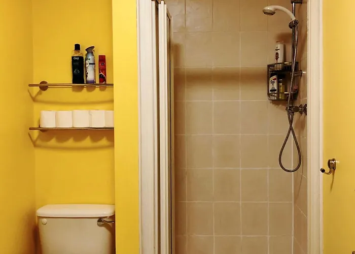 Town Center Duplex With Lift * Clonakilty