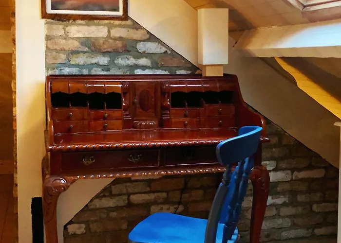 Town Center Duplex With Lift Appartamento